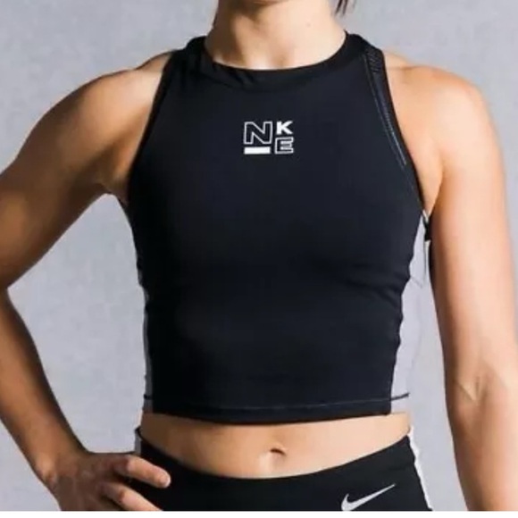 Nike Tops - Nike Women's Black Crop Top